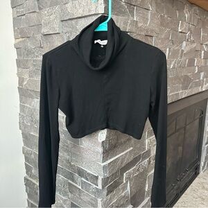 Idem Ditto Cropped Turtleneck